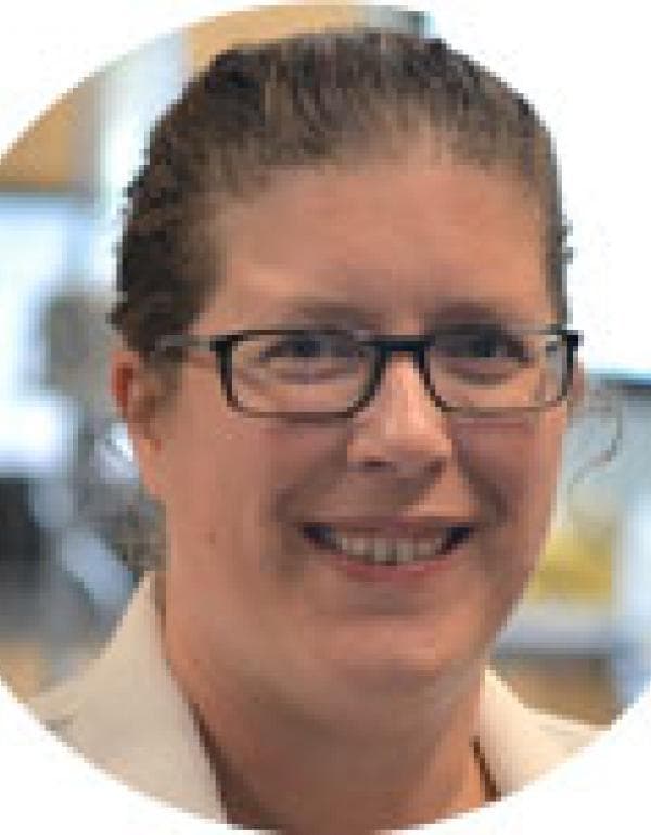 Libby McVey DVM