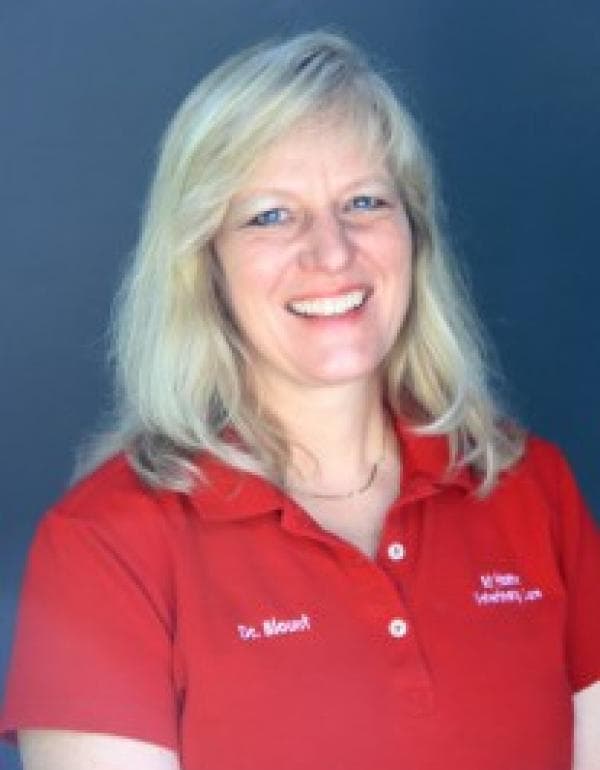 Elizabeth Blount DVM