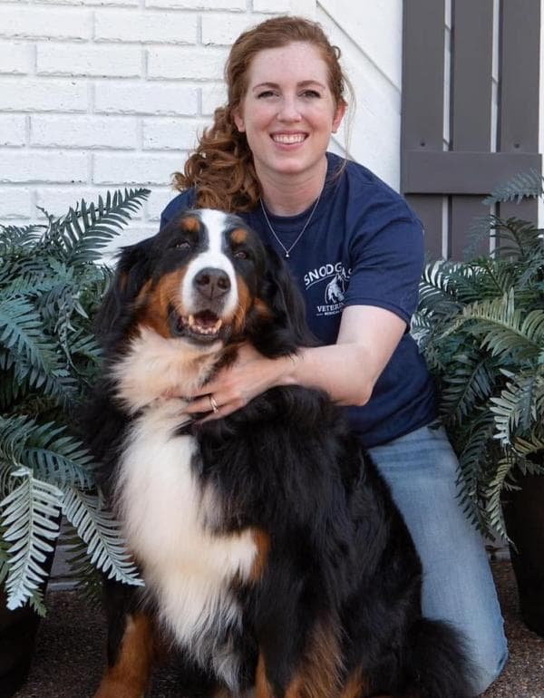 Dr. Hannah Thomas DVM