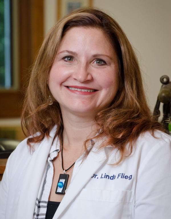 Dr. Linda Flieg DVM
