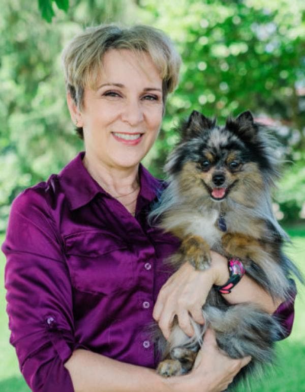 Michelle Tholl DVM