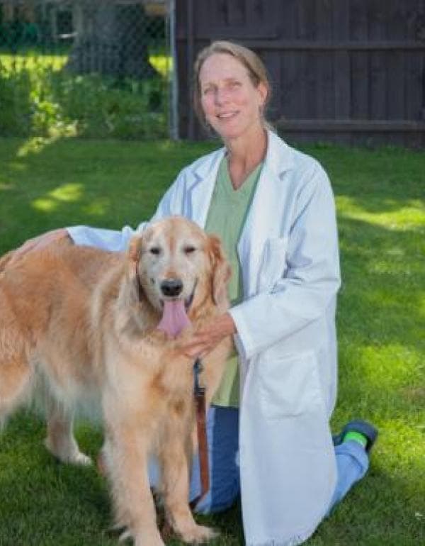 Mary Eisenlohr DVM