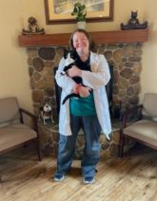 Dr. Hannah Grant DVM