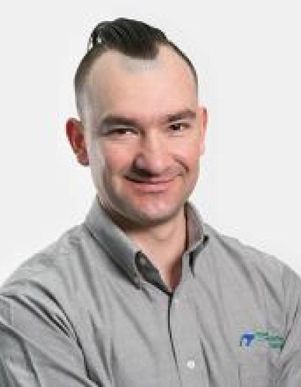 Oleg Khomutets DVM