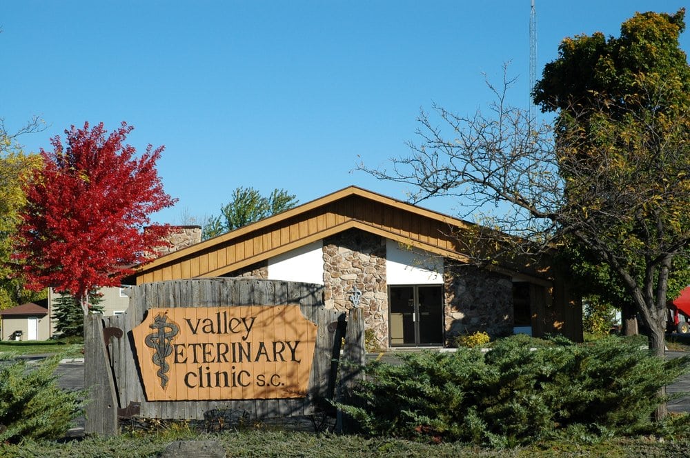 Valley Veterinary Clinic SC Seymour, WI